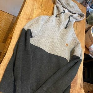 Tentree 10 tree quilted pullover